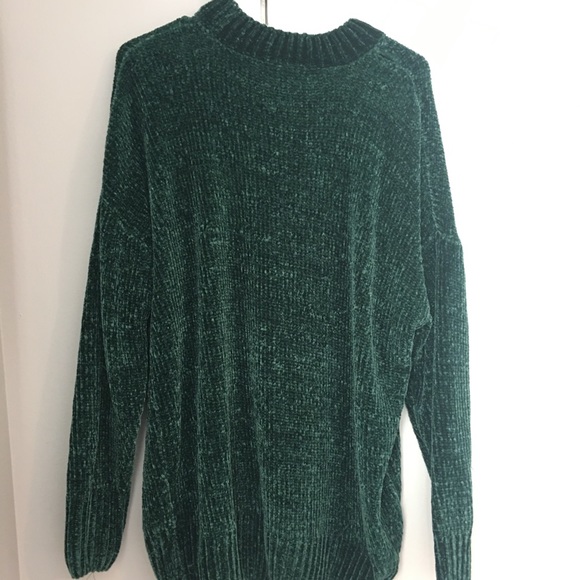 oversized green sweater
